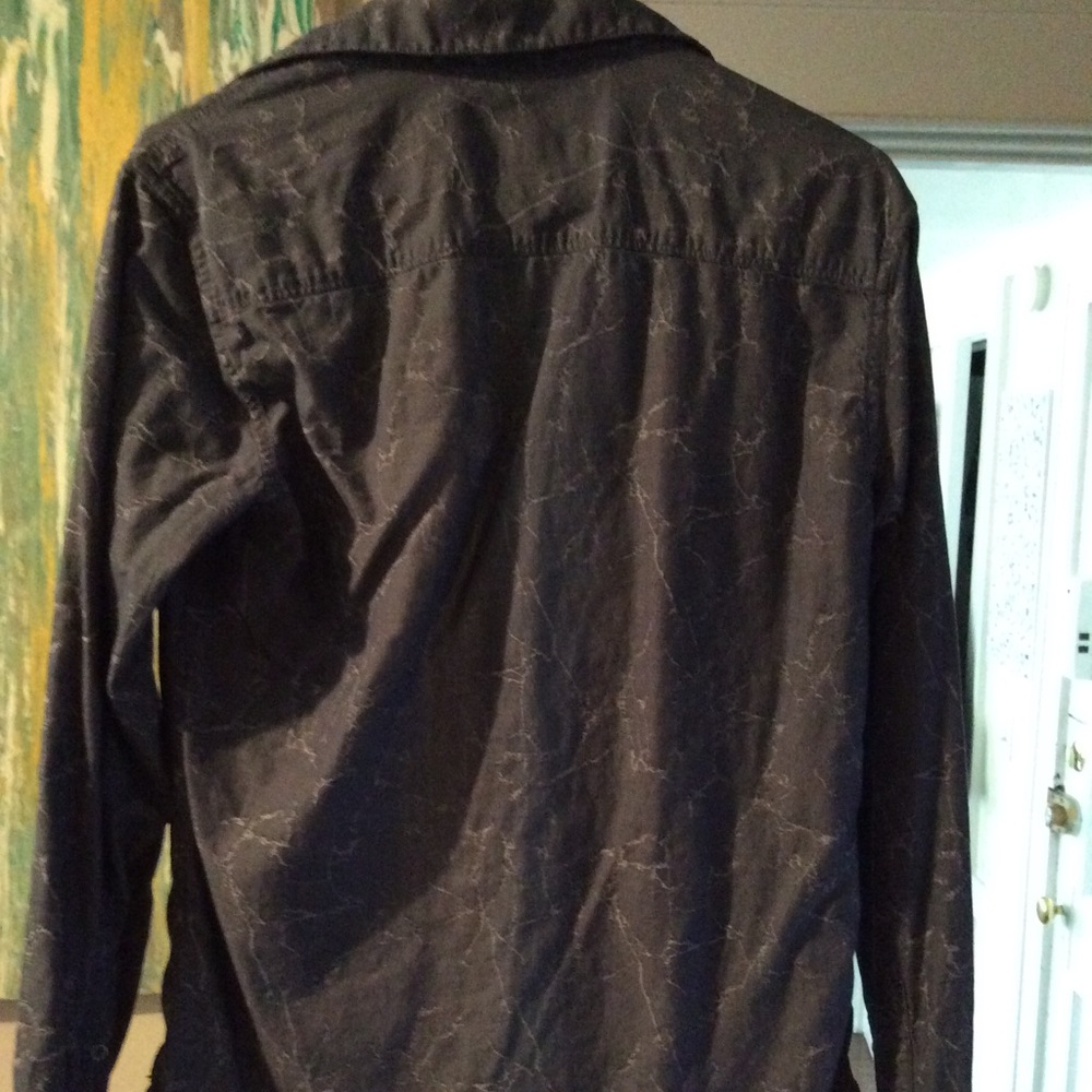 Men's Button-Up - Picture 2 of 3